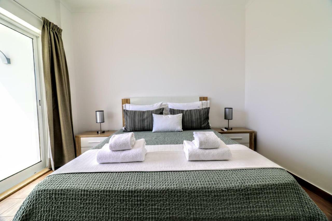 Apartament By The Sea - Sea View Torres Portimão Zewnętrze zdjęcie